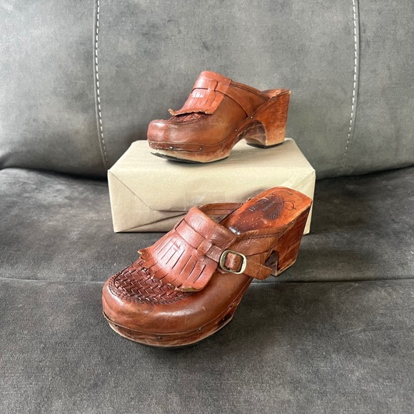 Joelle Women VTG 70's Wood Heel Leather Clog Mules 7B Fringe Woven Brown Retro - Picture 4 of 7